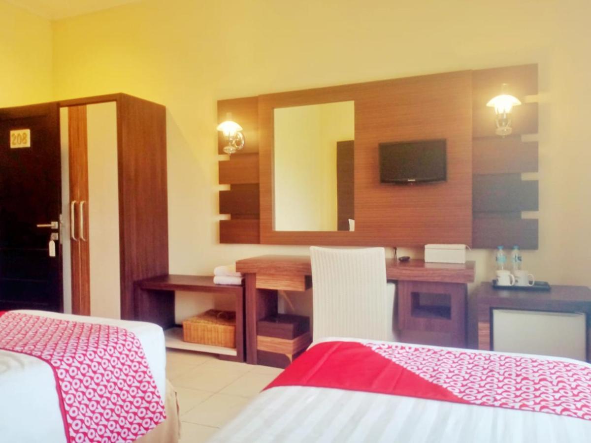 Oyo 90102 Edotel Hotel By Dbest Hospitality 반둥 외부 사진
