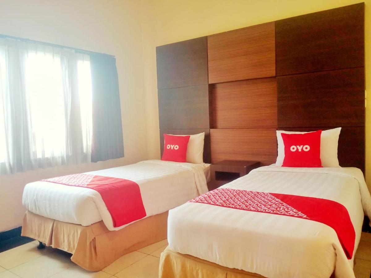 Oyo 90102 Edotel Hotel By Dbest Hospitality 반둥 외부 사진